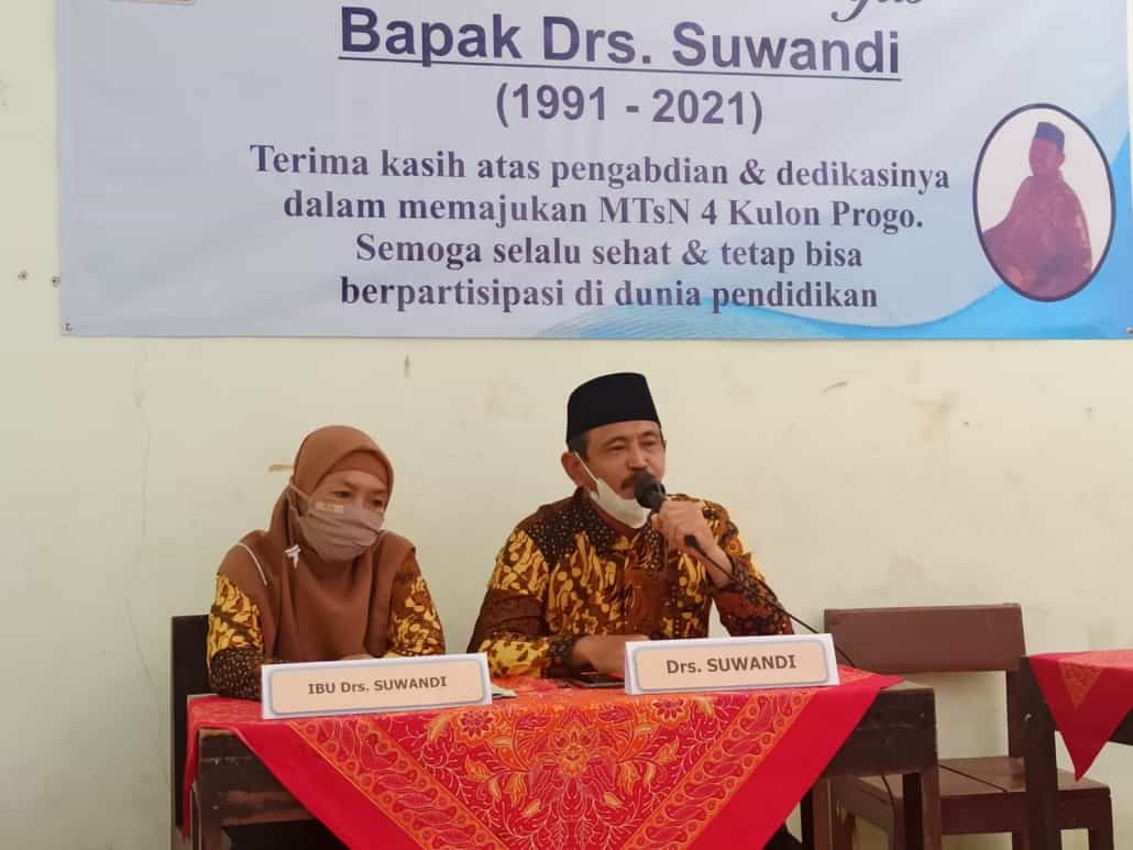 Mtsn Kulon Progo Selenggarakan Perpisahan Purnatugas Guru