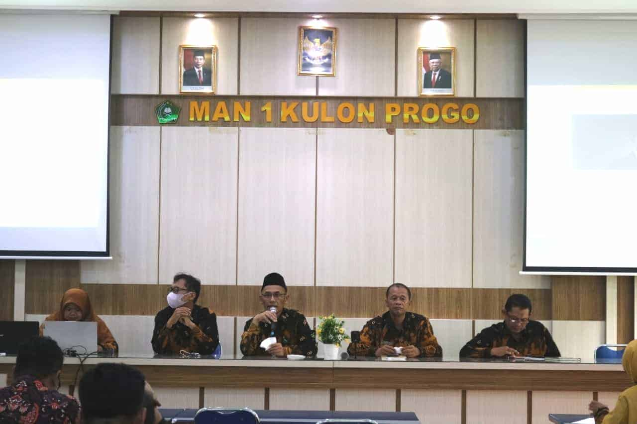 Man 1 Kulon Progo Gelar Sosialisasi Dan Pembentukan Tim Adiwiyata Kementerian Agama Kulon Progo 3553