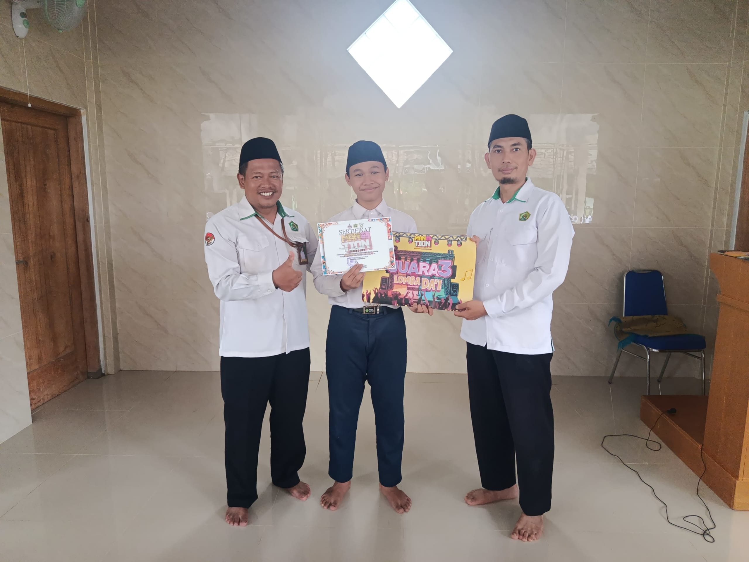 Raih Prestasi Gemilang, Gaza Terima Apresiasi dari Kepala MTsN 1 Kulon Progo
